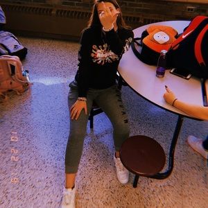 Meet your Posher, Destiny